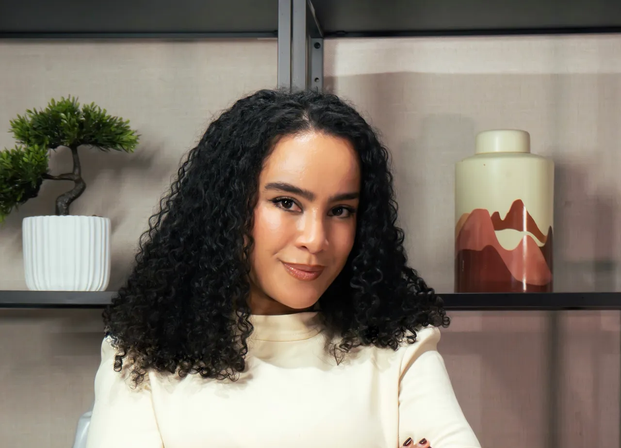 Portrait photo of Abeer Alaydi, Account Manager