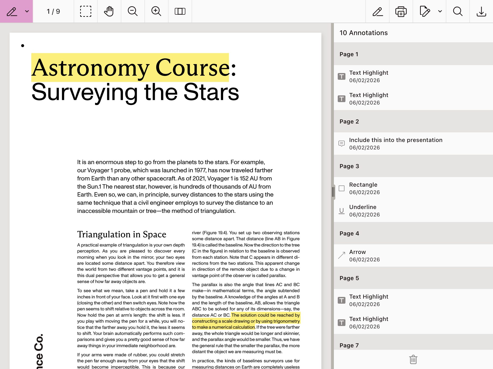 Sidebar placed on the right side.