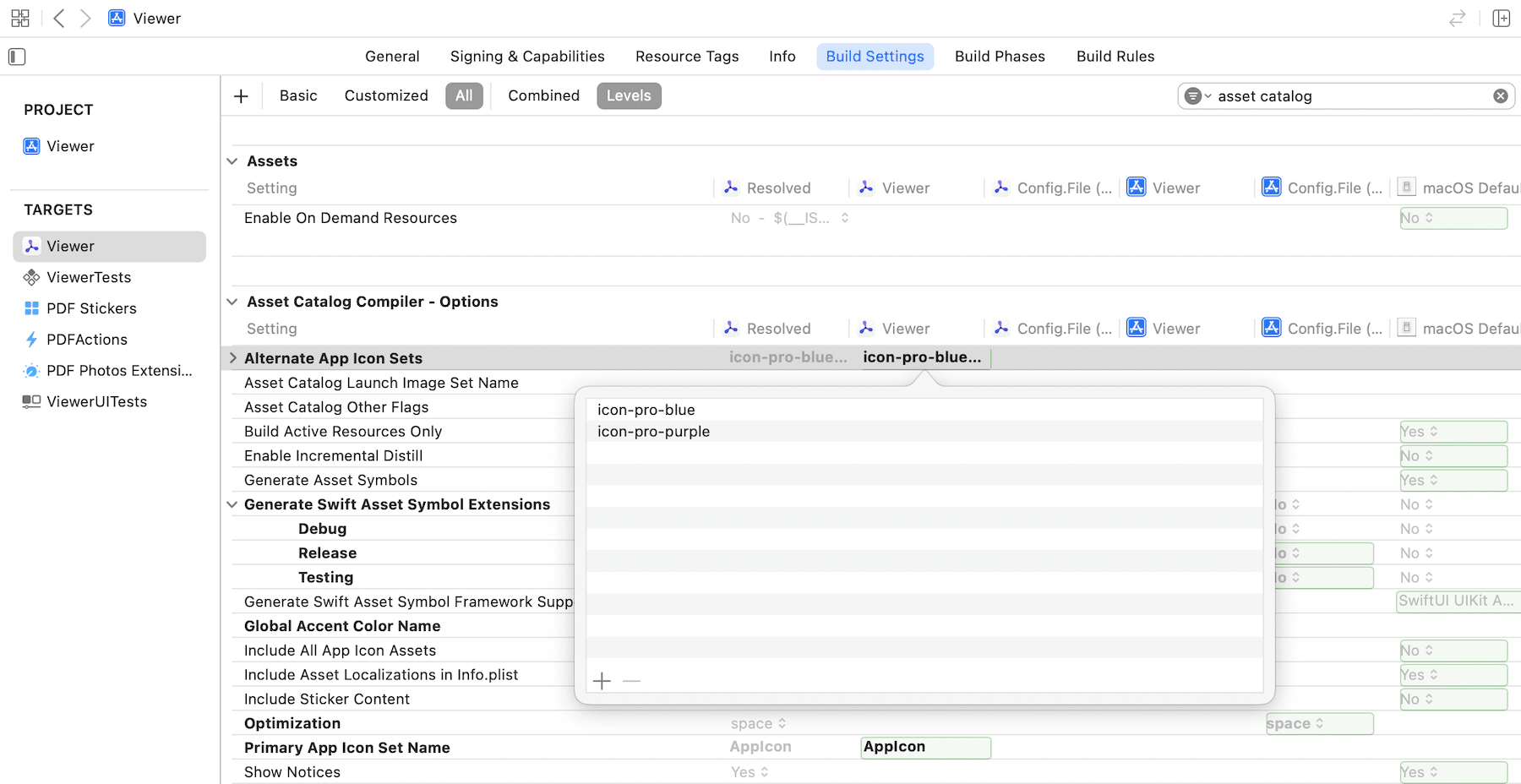 Screenshot of Xcode build settings showing Alternative App Icon Sets set to icon-pro-blue and icon-pro-purple