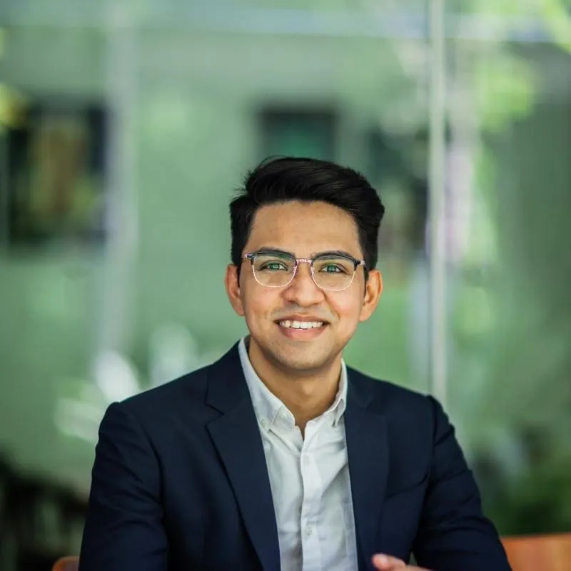 Portrait photo of Sasindran Sucila Davi, Account Executive